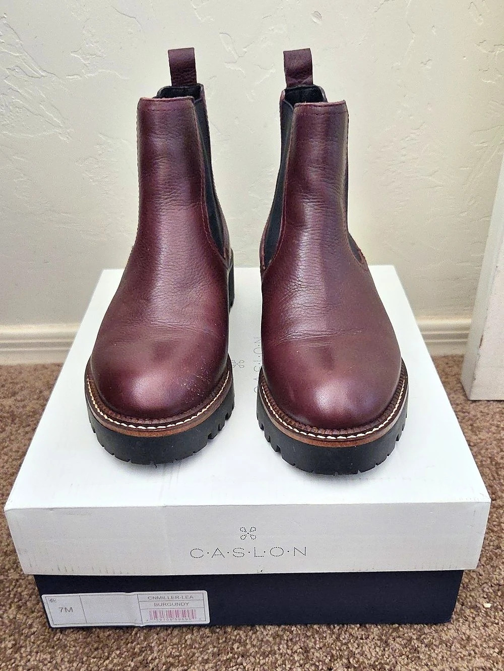 Calson Millie Leather Chelsea Ankle Boots Burgundy US 7M Like New